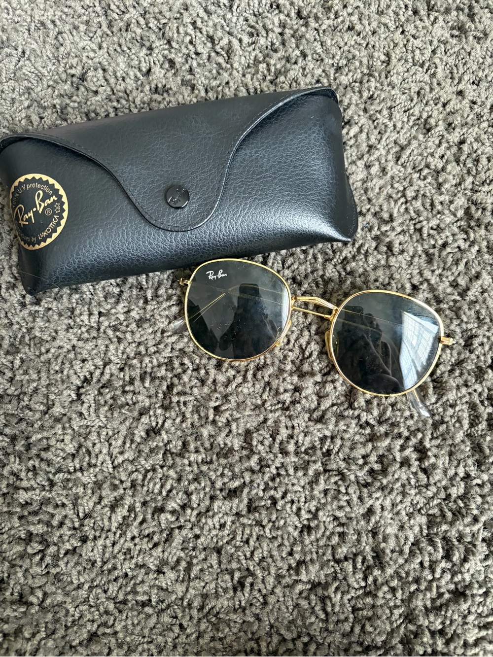 Ray-Ban Women's Round Sunglasses - Gold Frame, Black Lenses